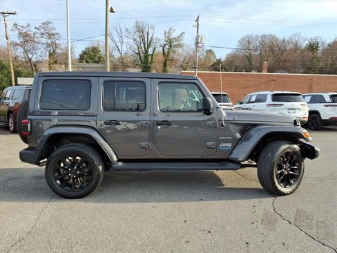 Used 2021 Jeep Wrangler Unlimited Sahara w/ Cold Weather Group image 3