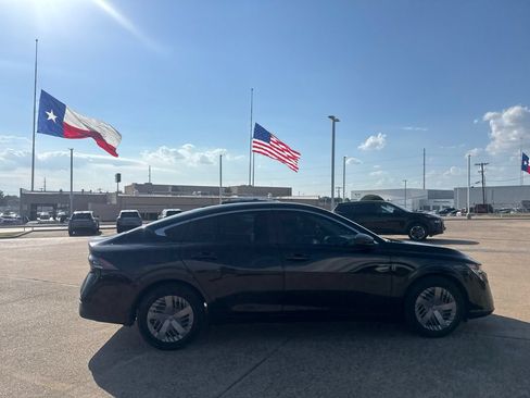 Certified 2026 Nissan Sentra SV w/ Floor Mat Package FWD image 26