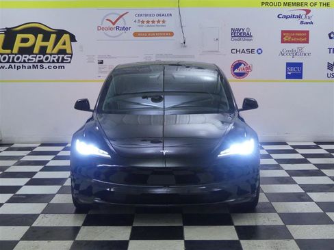 Used 2024 Tesla Model 3 Long Range image 2