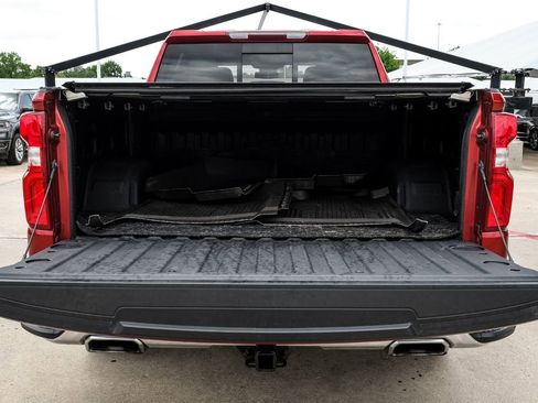 Used 2022 Chevrolet Silverado 1500 LTZ w/ LTZ Premium Package AWD/4WD image 57