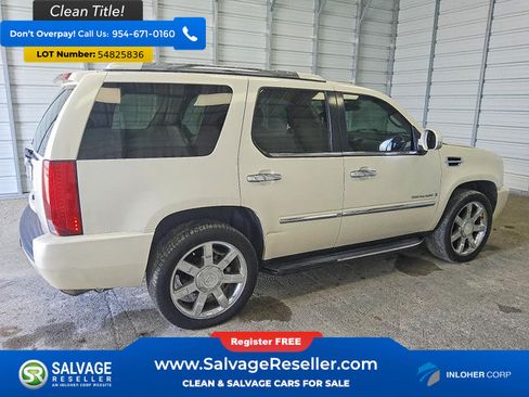 Used 2007 Cadillac Escalade AWD w/ Information Package image 4