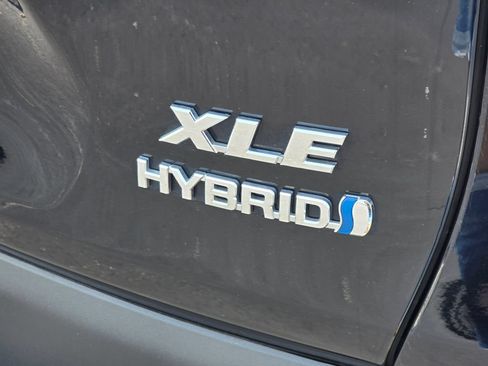 Certified 2023 Toyota RAV4 XLE Premium AWD/4WD image 13