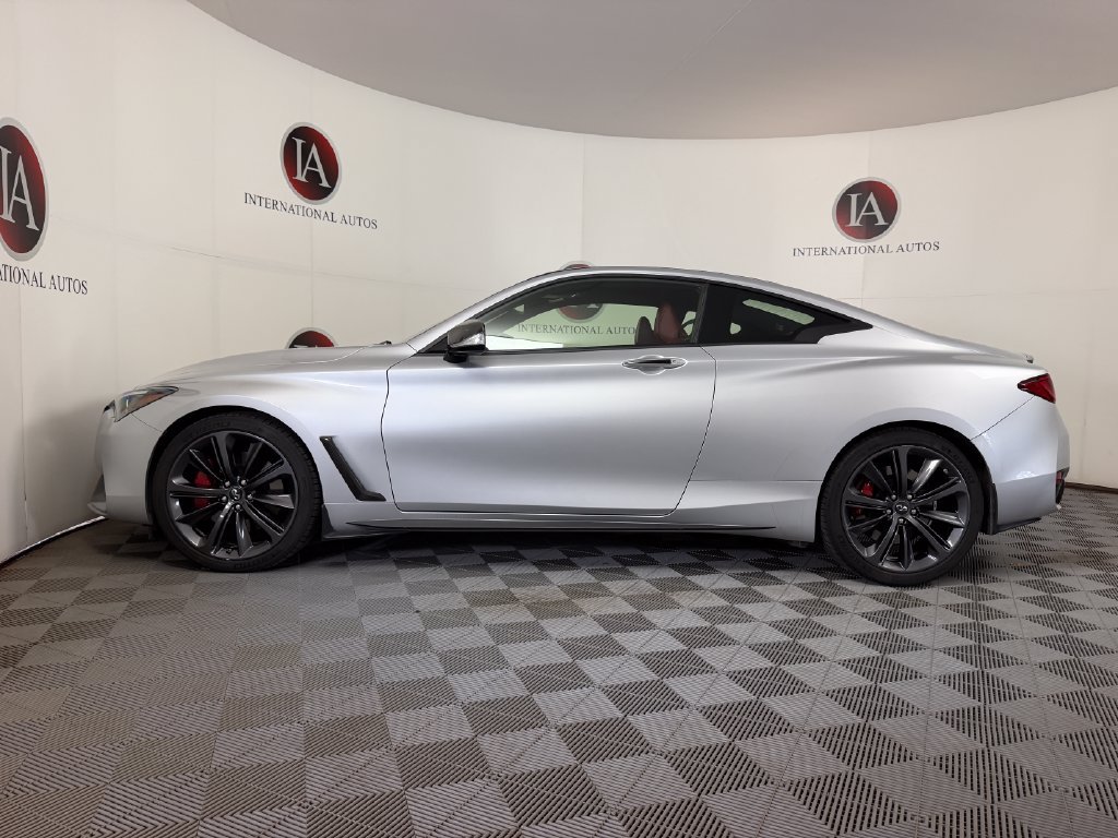 Used 2018 INFINITI Q60 Red Sport 400 AWD/4WD image 17
