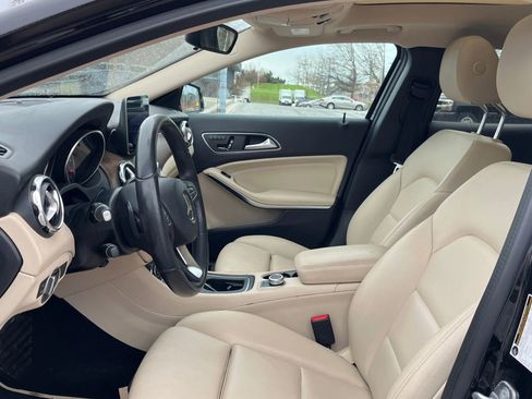 Used 2018 Mercedes-Benz GLA 250 4MATIC image 9