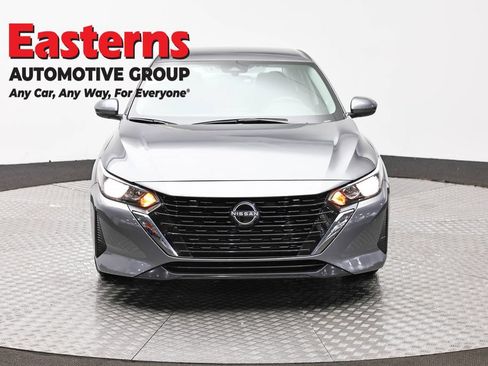 Used 2025 Nissan Sentra S FWD image 2