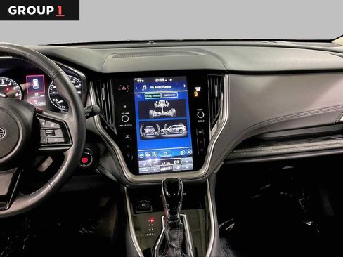 Certified 2025 Subaru Outback Onyx Edition AWD/4WD image 7