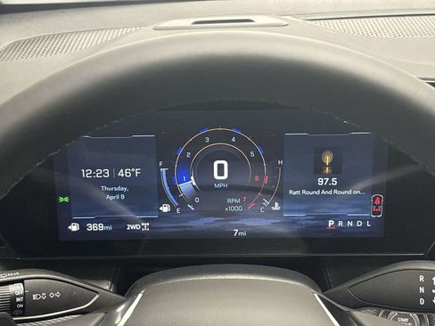 New 2026 Chevrolet Equinox LT w/ Convenience Package II AWD/4WD image 32