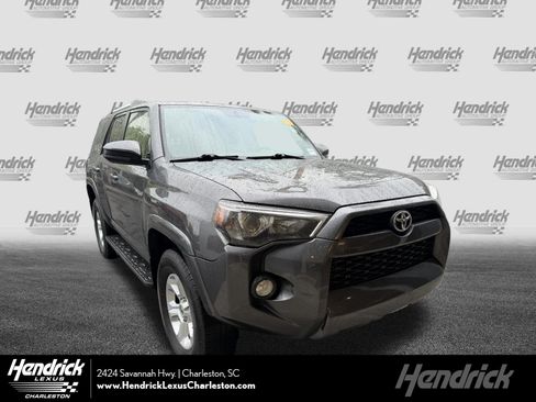 Used 2019 Toyota 4Runner SR5 AWD/4WD image 1