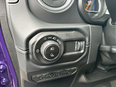 New 2026 Jeep Gladiator Sport image 11