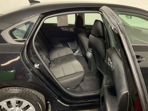 Used 2022 Kia Forte Sedan FWD image 33