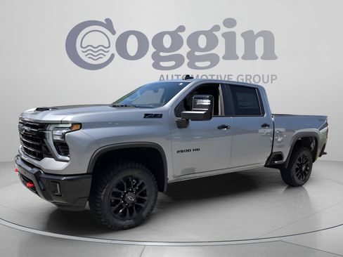 New 2026 Chevrolet Silverado 2500 LT w/ Trail Boss Package AWD/4WD image 1