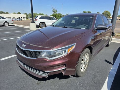 Used 2018 Kia Optima LX image 3