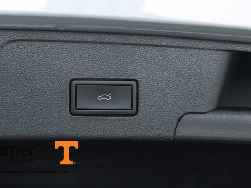 Used 2023 Volkswagen Atlas Cross Sport SEL R-Line AWD/4WD image 69