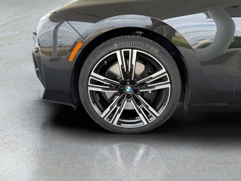 Certified 2023 BMW 740i image 14