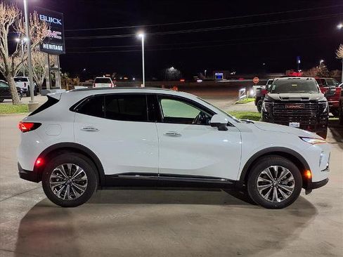 New 2026 Buick Envision Preferred image 2