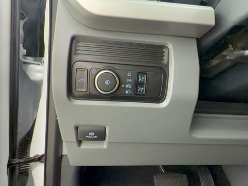 Used 2025 Ford F250 XLT w/ FX4 Off-Road Package AWD/4WD image 32