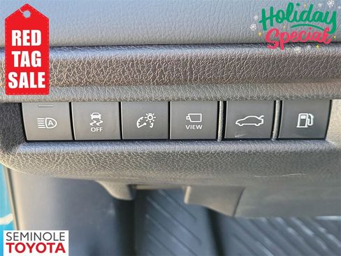 Used 2025 Toyota Camry XSE image 31