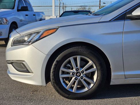 Used 2016 Hyundai Sonata SE image 8
