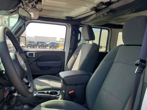 New 2026 Jeep Wrangler Willys AWD/4WD image 15