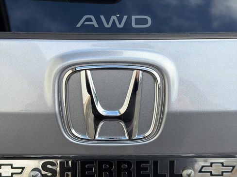 Used 2025 Honda CR-V EX image 8