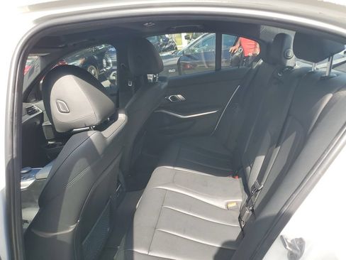 Used 2020 BMW M340i w/ Driving Assistance Package RWD image 9