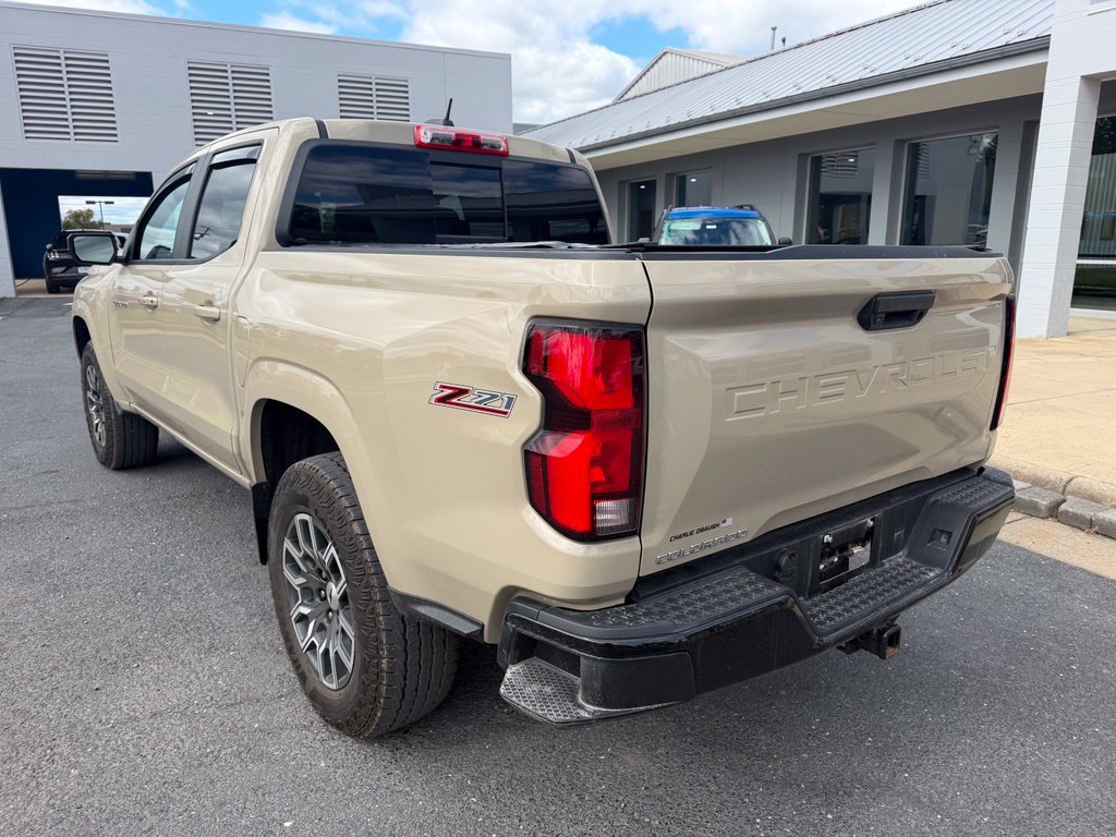 Used 2024 Chevrolet Colorado Z71 w/ Z71 Convenience Package 2 AWD/4WD image 3