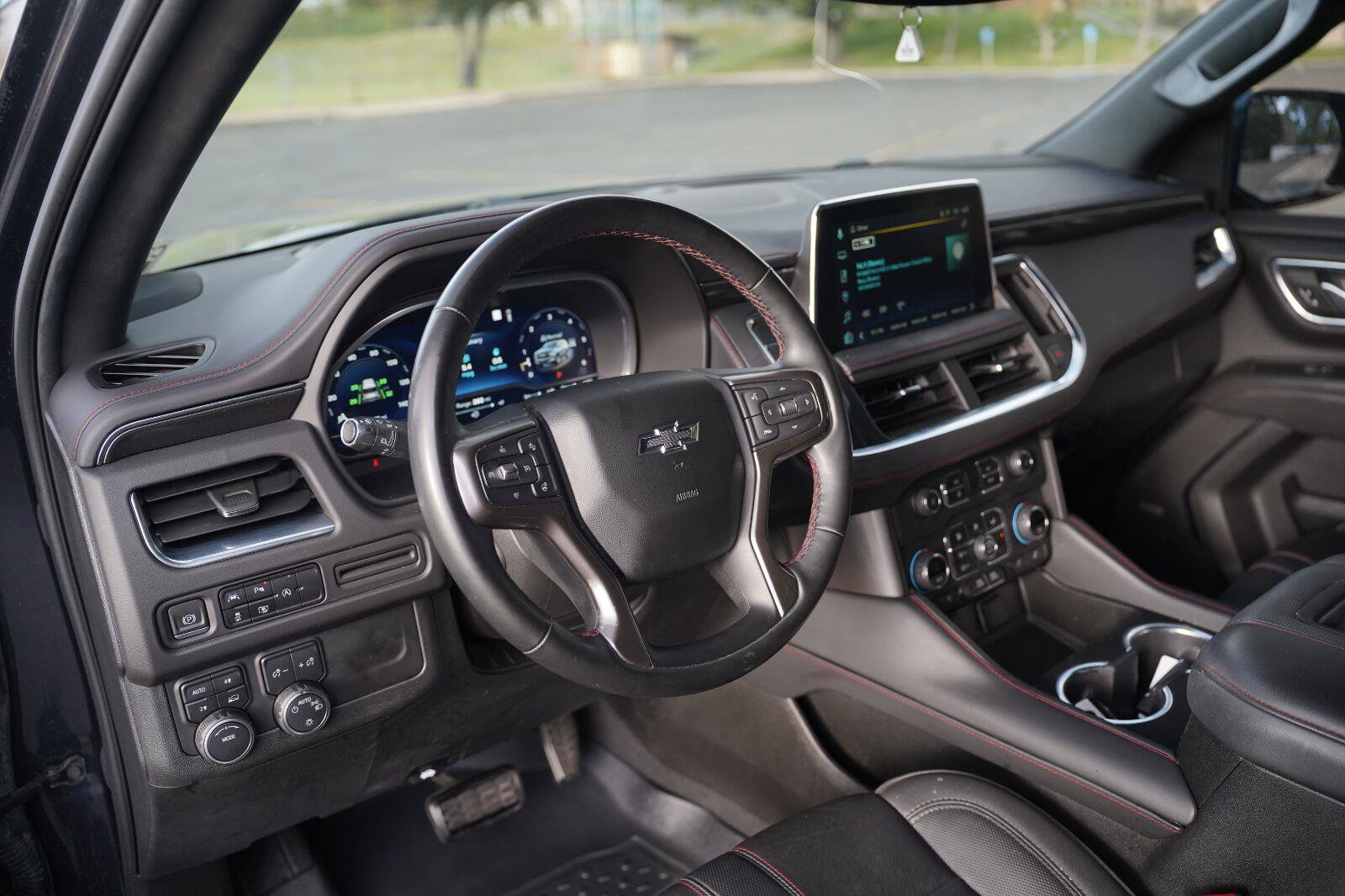 Used 2023 Chevrolet Tahoe RST w/ Luxury Package AWD/4WD image 9