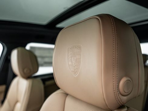 Certified 2026 Porsche Macan S AWD/4WD image 22