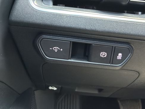 Used 2025 Kia K4 EX FWD image 36