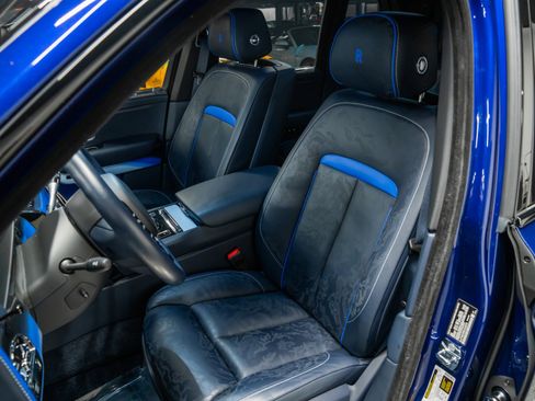 Used 2024 Rolls-Royce Cullinan Black Badge image 24