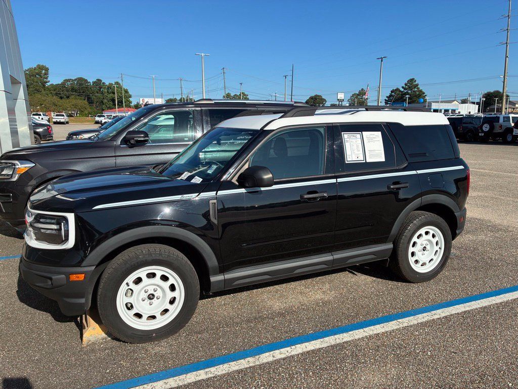 Used 2023 Ford Bronco Sport Heritage AWD/4WD image 2