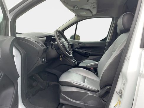 Used 2017 Ford Transit Connect XL image 9