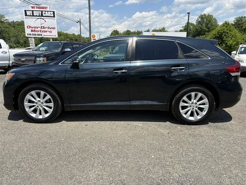 Used 2013 Toyota Venza XLE AWD/4WD image 2