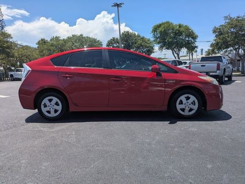 Used 2010 Toyota Prius Two FWD image 3