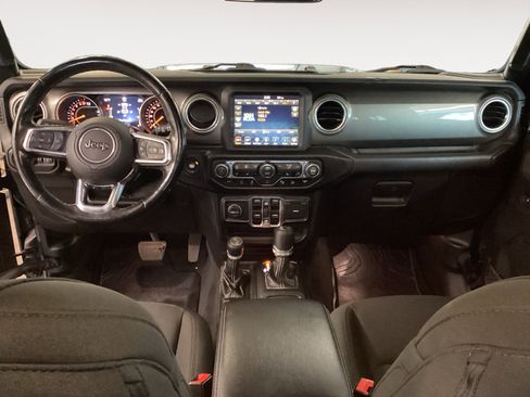 Used 2020 Jeep Wrangler Unlimited Sahara image 10