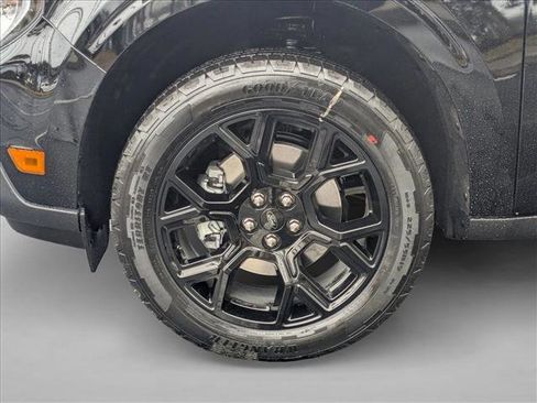 New 2026 Ford Maverick Lariat w/ Black Appearance Package image 9