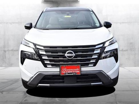 Certified 2024 Nissan Rogue SL image 4