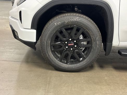 New 2026 GMC Sierra 1500 Elevation AWD/4WD image 8