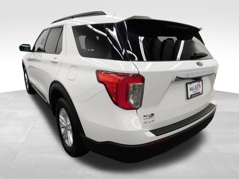 Used 2022 Ford Explorer XLT image 10