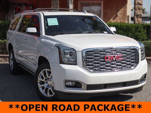 Used 2019 GMC Yukon XL Denali w/ Open Road Package AWD/4WD image 2