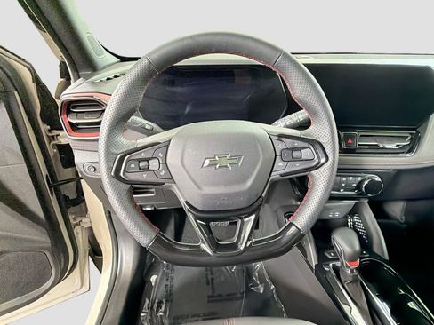 Used 2026 Chevrolet TrailBlazer RS w/ Driver Confidence Package FWD image 14