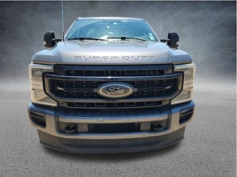 Used 2022 Ford F250 Lariat w/ Black Appearance Package AWD/4WD image 3
