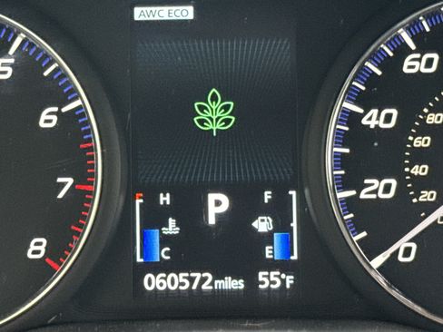 Used 2018 Mitsubishi Outlander SE image 21