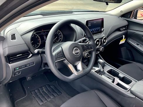 Certified 2025 Nissan Sentra SV w/ Trunk Package image 16