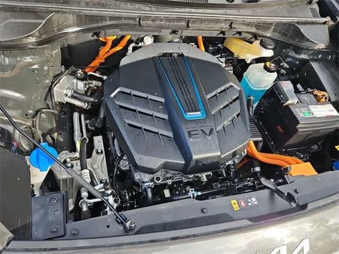 Used 2022 Kia Niro EX image 15