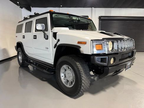 Used 2003 HUMMER H2 w/ Preferred Equipment Group AWD/4WD image 3