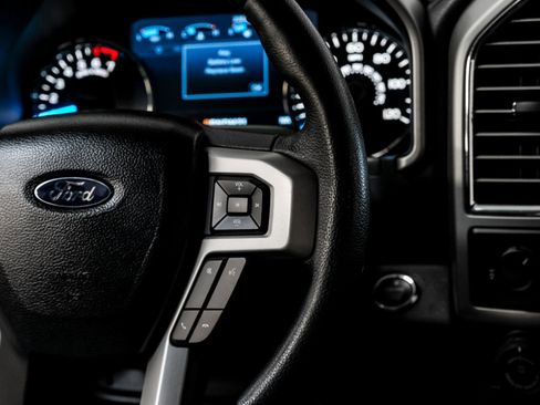 Used 2016 Ford F150 Lariat w/ Equipment Group 501A Mid image 19