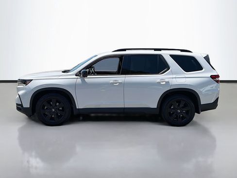 Used 2025 Honda Pilot Black Edition image 8