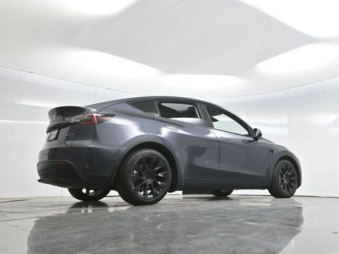 Used 2021 Tesla Model Y Long Range AWD/4WD image 50