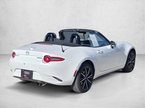 Used 2024 MAZDA MX-5 Miata Grand Touring image 5